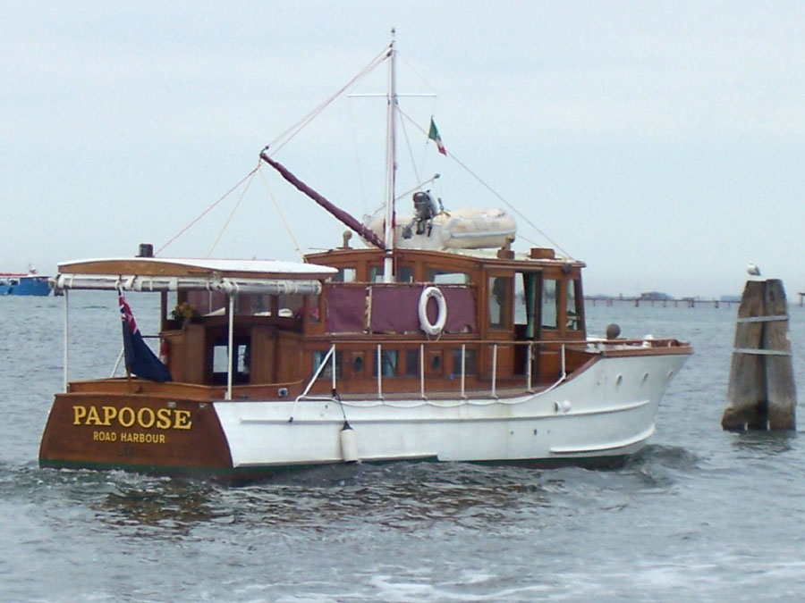 Papoose Toys Wooden Fishing Boat